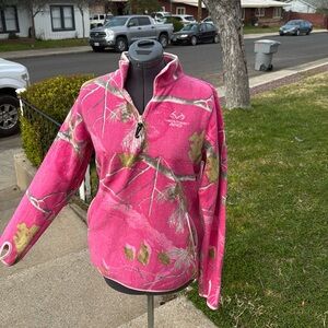 Real tree pink camo in good conditions large